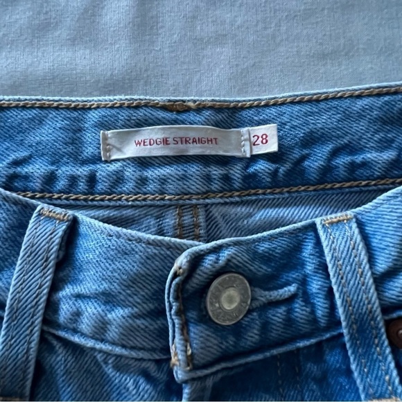 Levi's Wedgie Straight Jeans in Luxor Empire - Picture 11 of 16